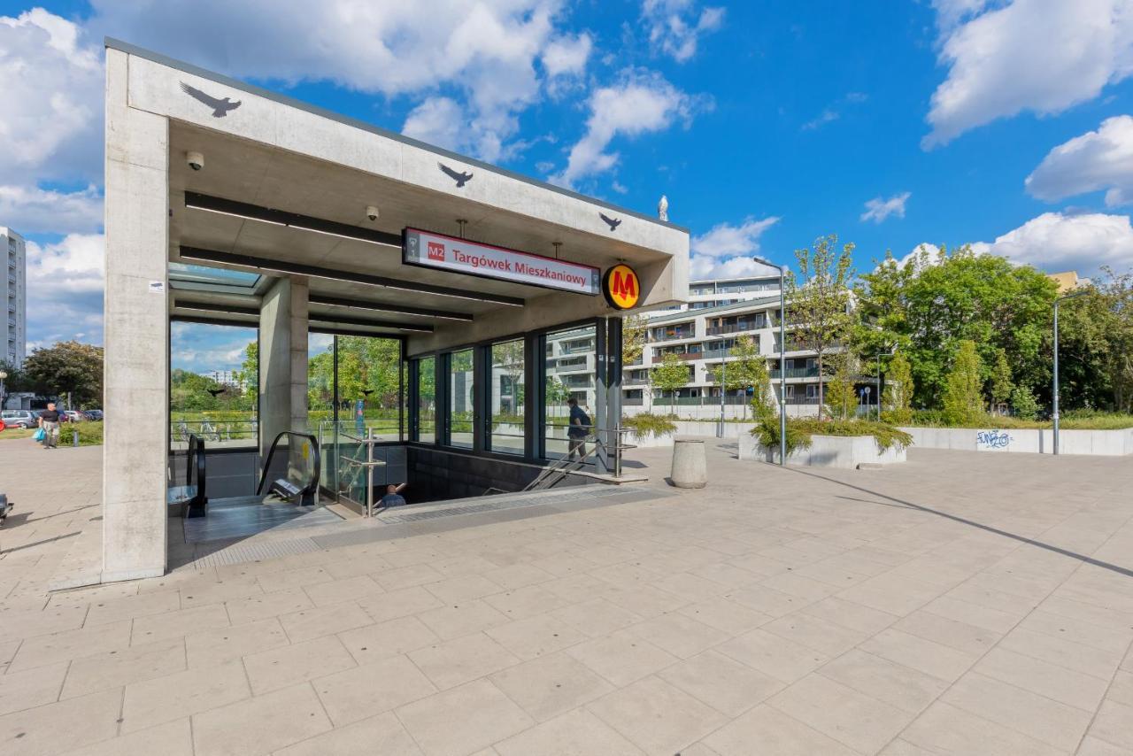 Metro Targowek Spacious Apartment With Parking By Noclegi Renters Varşovia Exterior foto